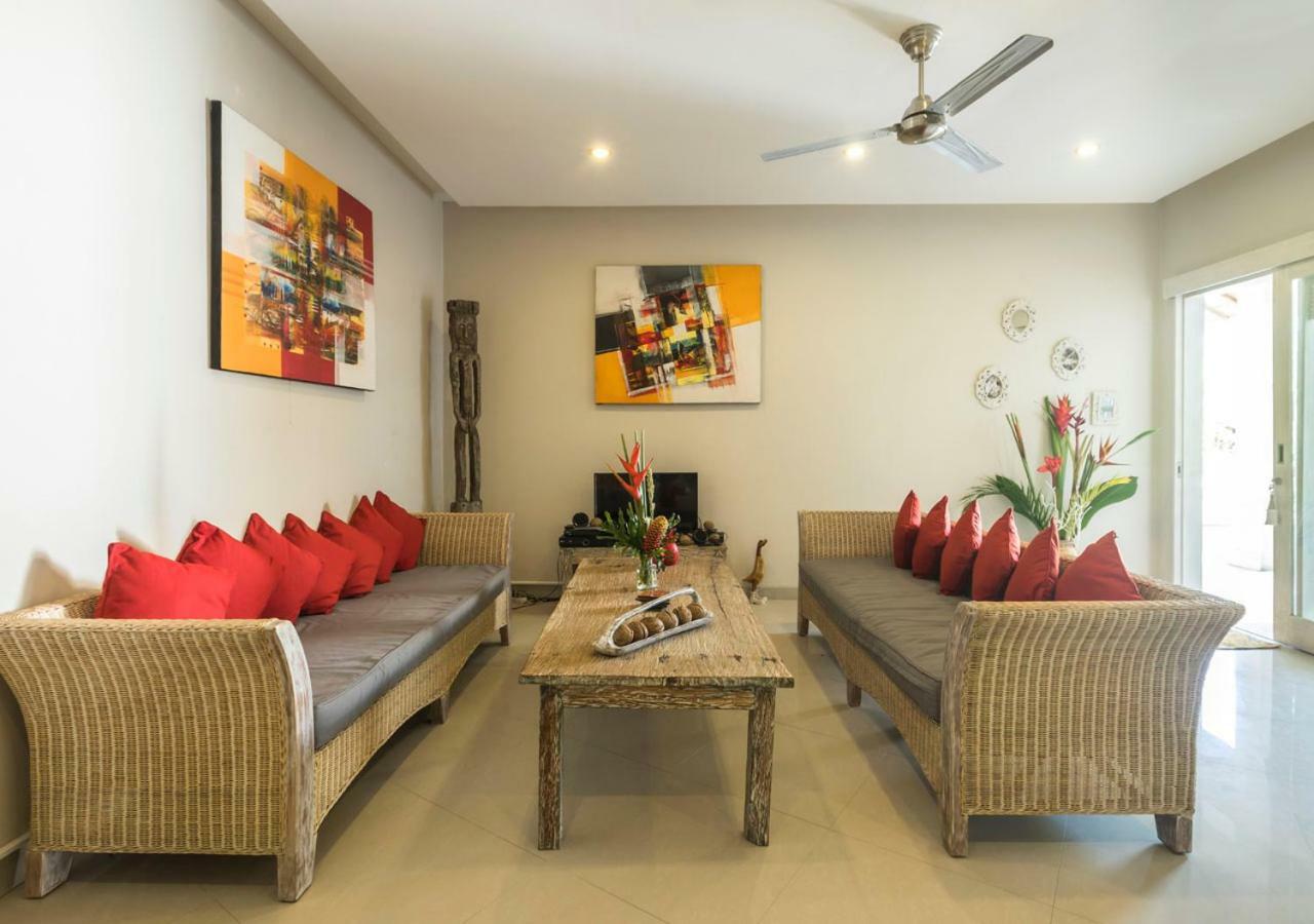 Villa Armani Seminyak Exteriör bild